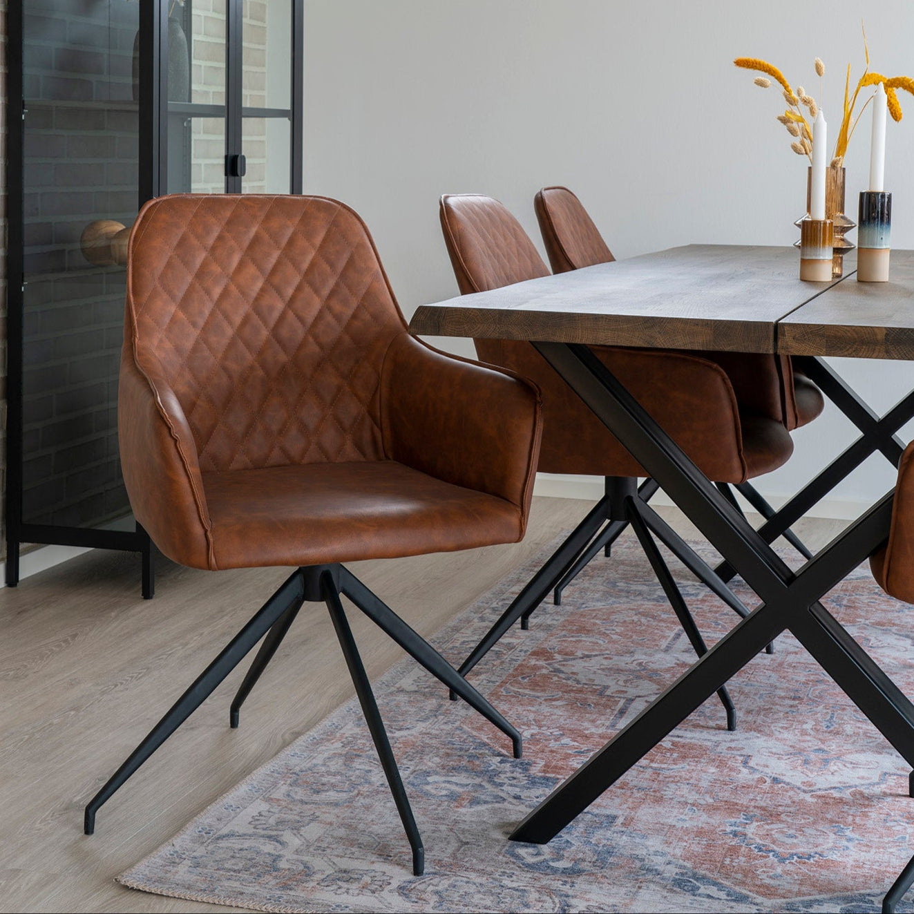 Chaise de salle à manger Harbo brun vintage
