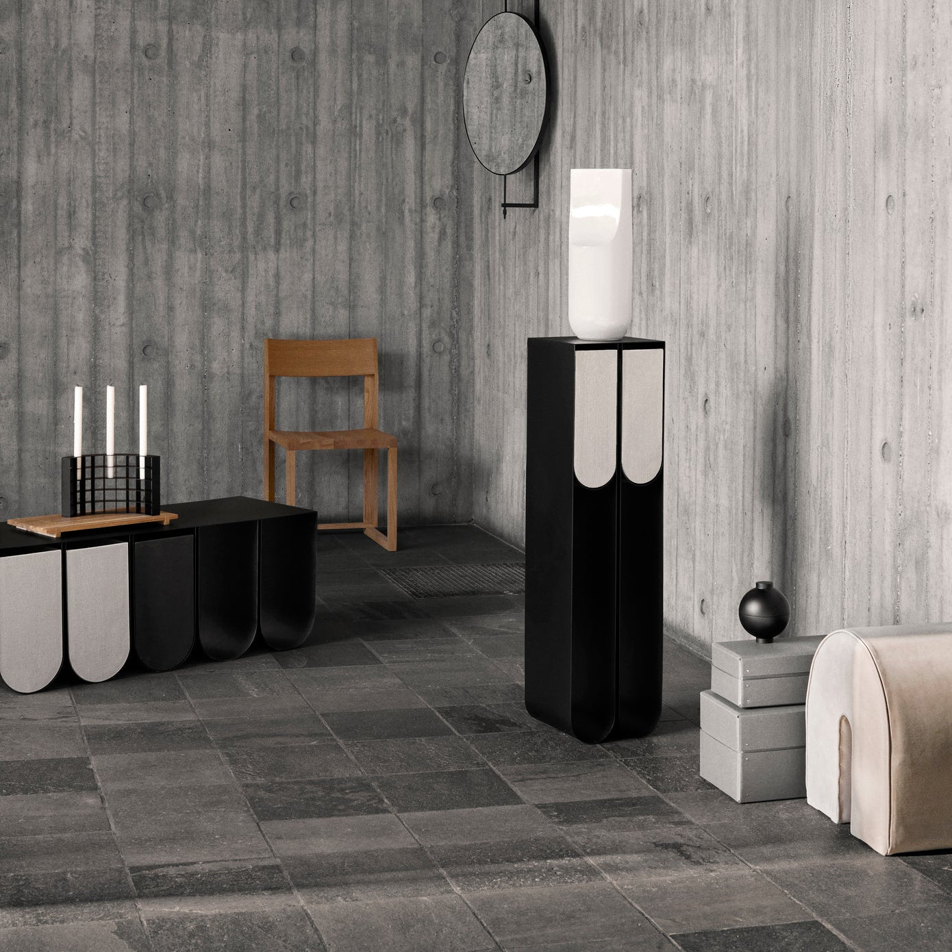Sphère en bois en chêne noir