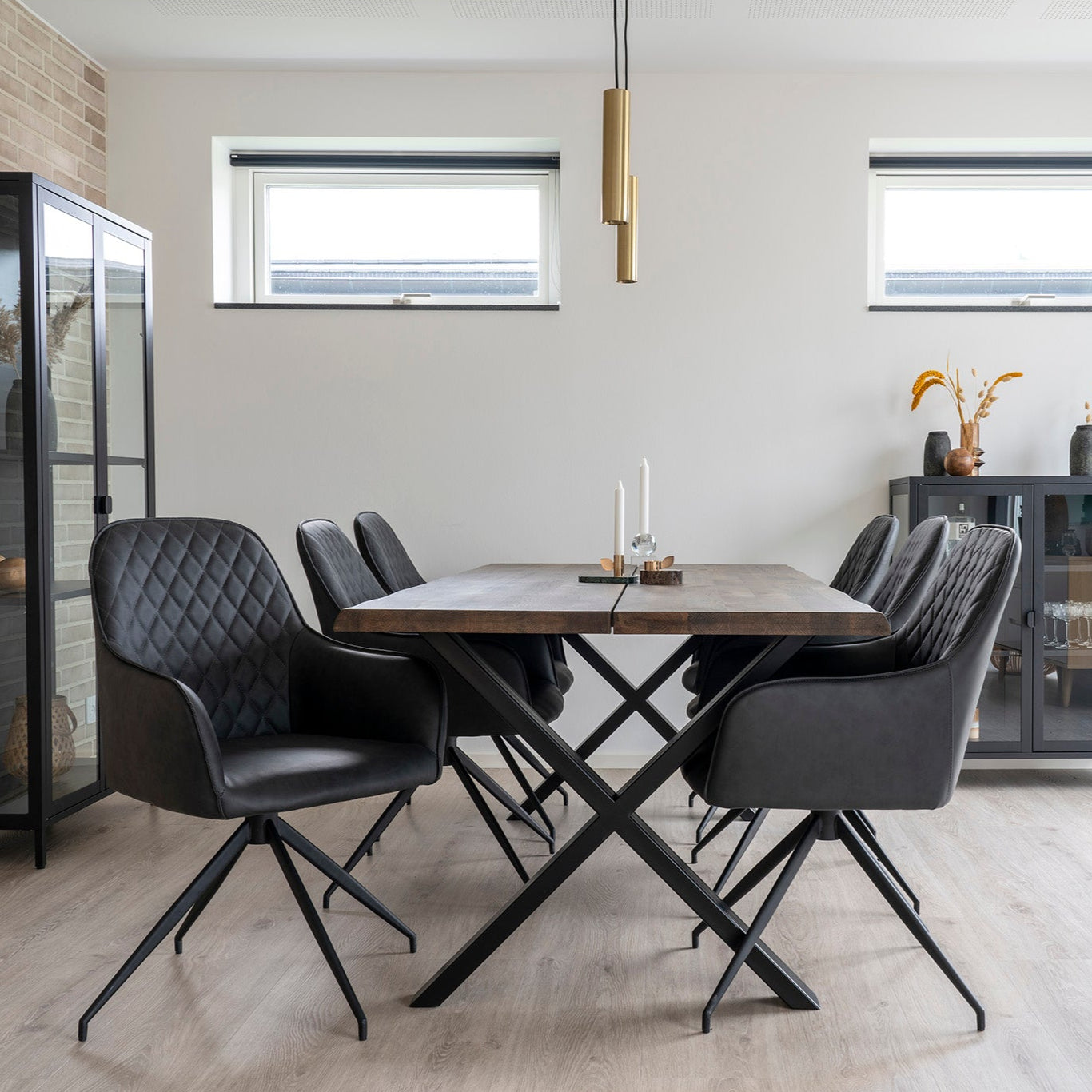 Chaise de salle à manger Harbo gris foncé