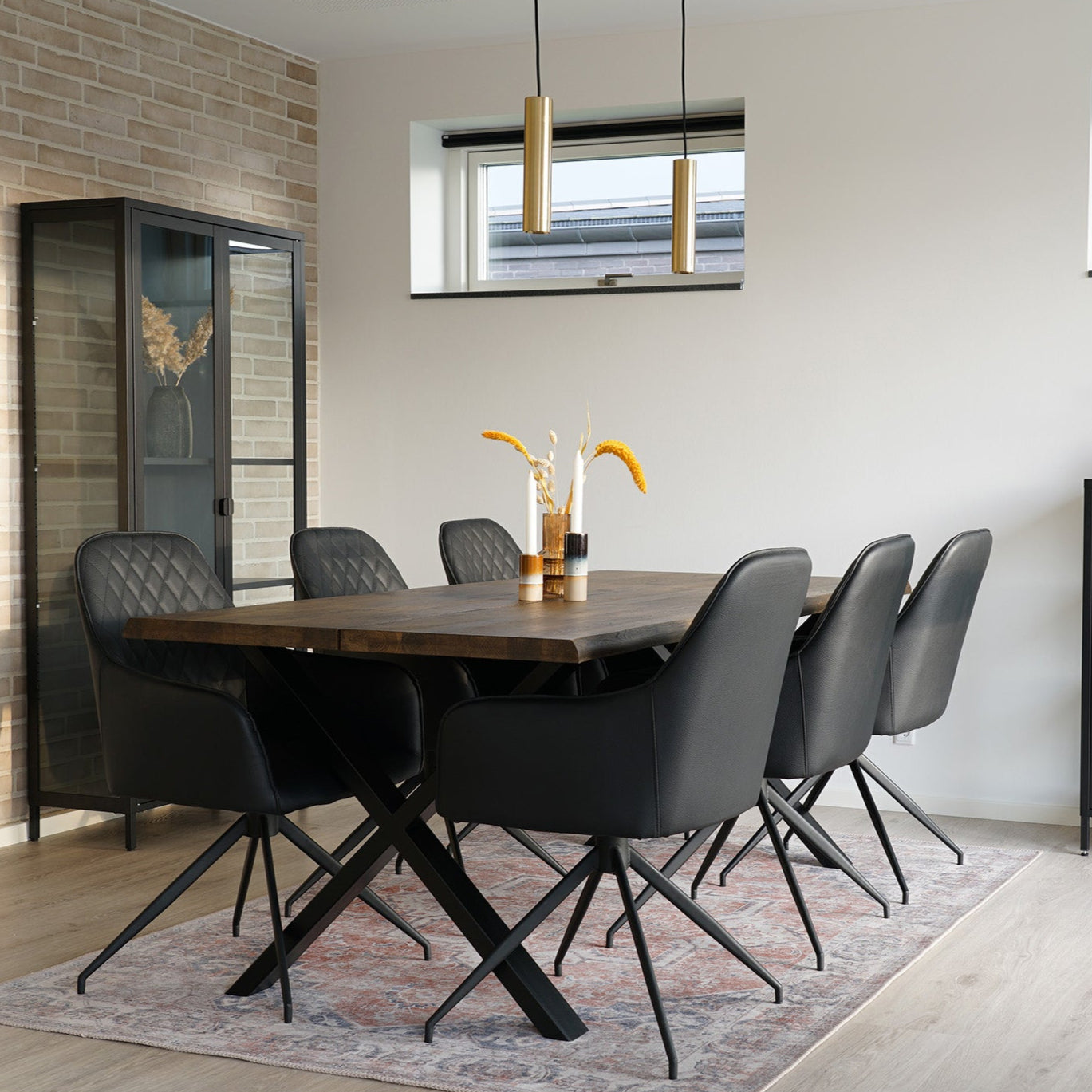Chaise de salle à manger Harbo noire