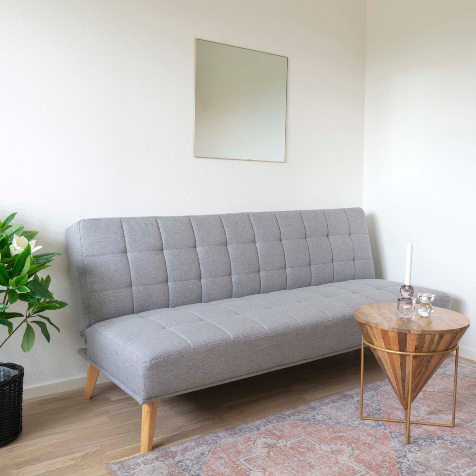 Hapur Couchtisch