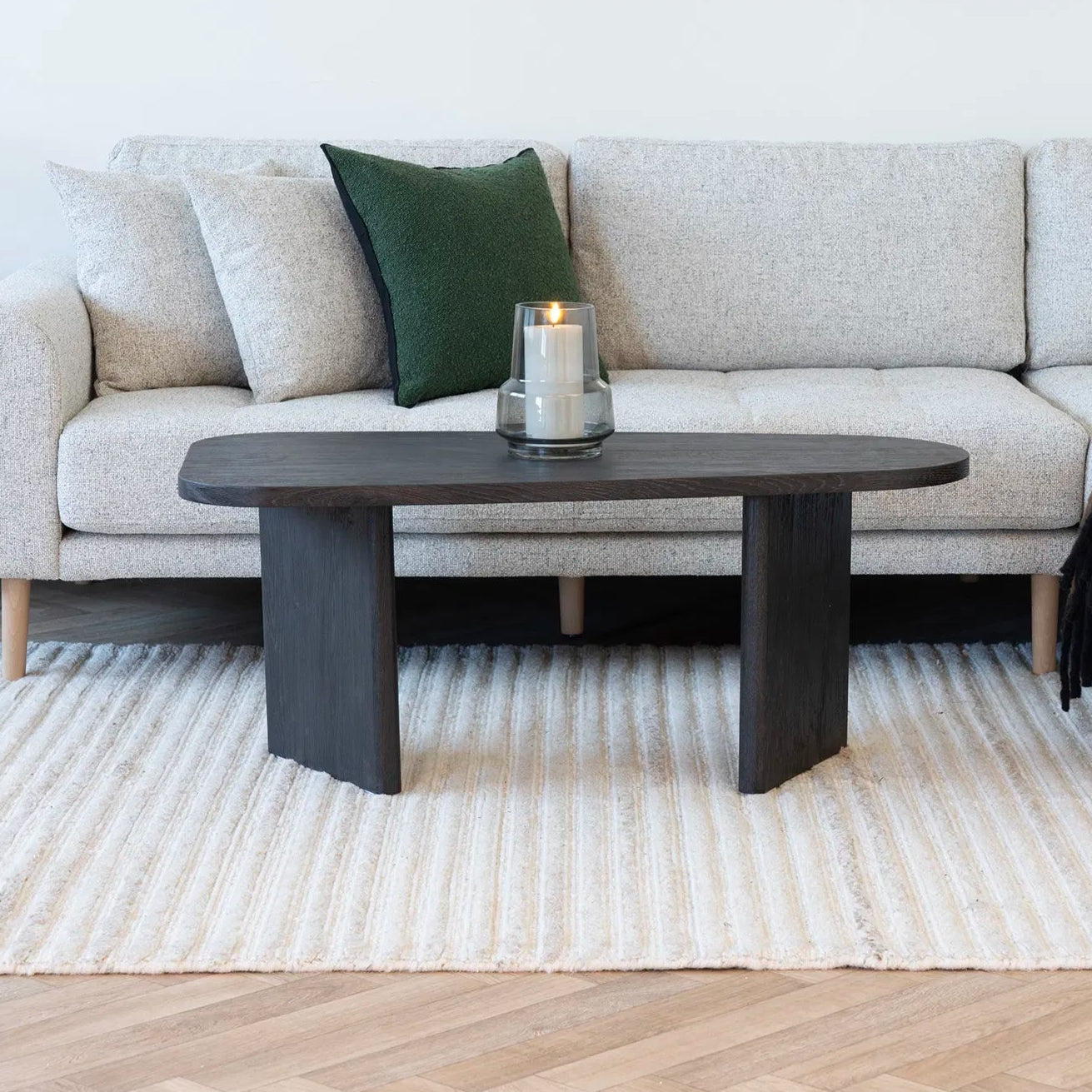 Couchtisch Melo aus dunklem Holz