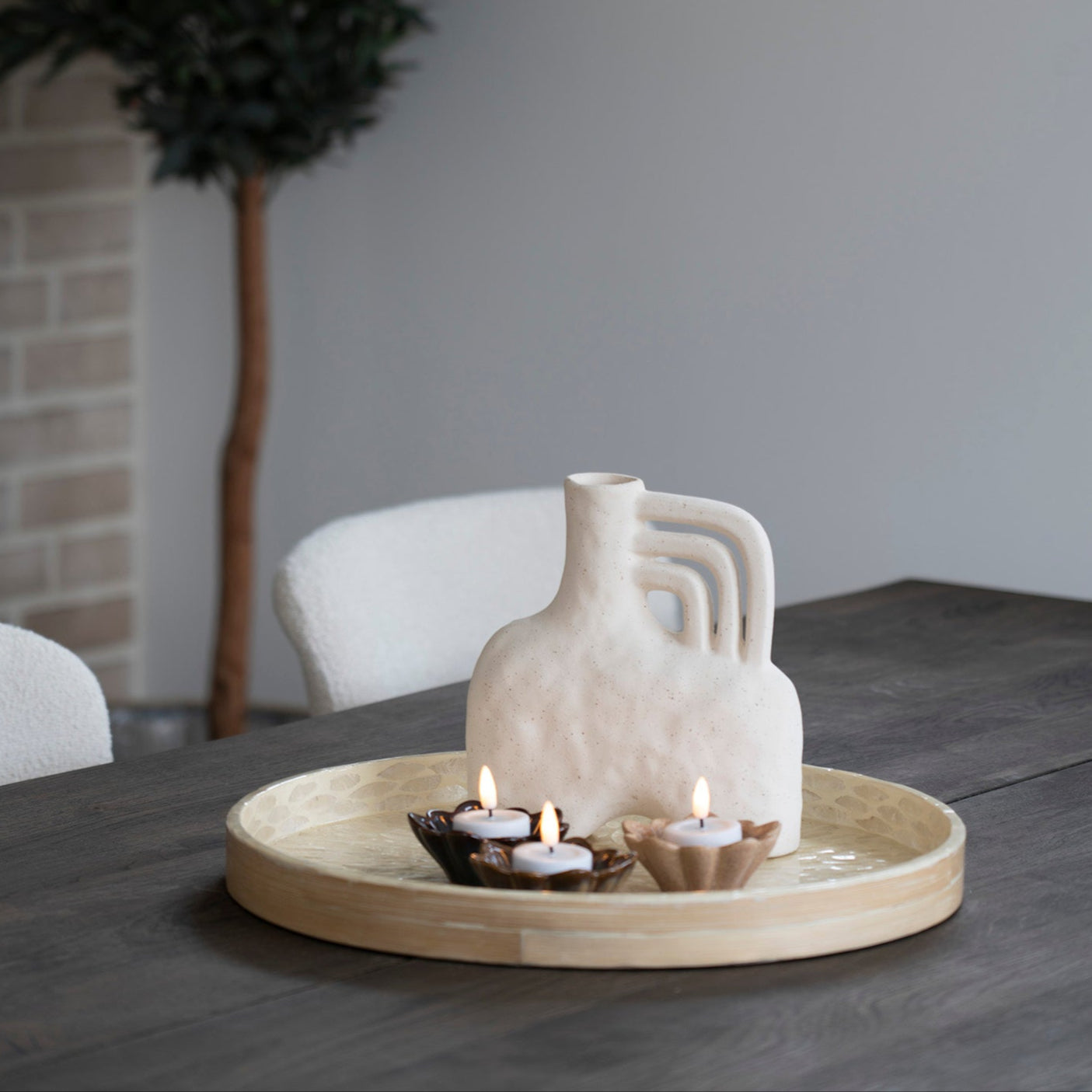 Plateau rond en bambou et nacre beige