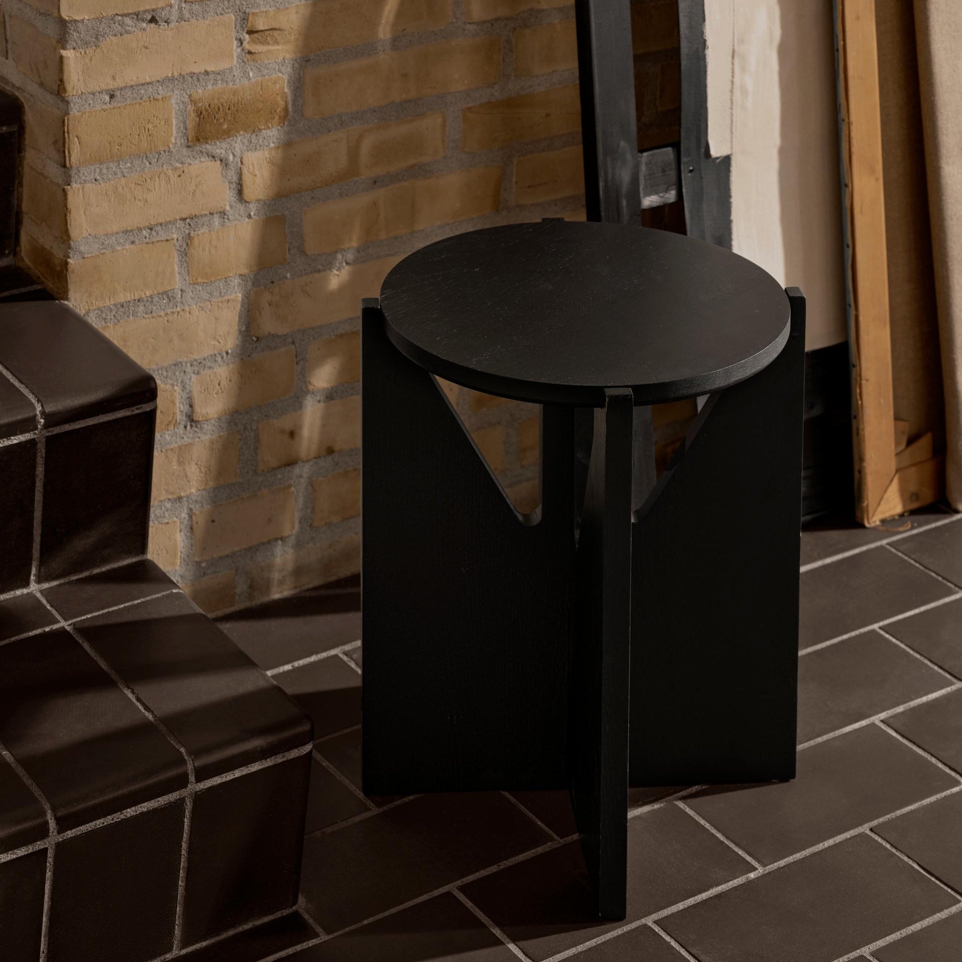 Tabouret Simple en chêne noir